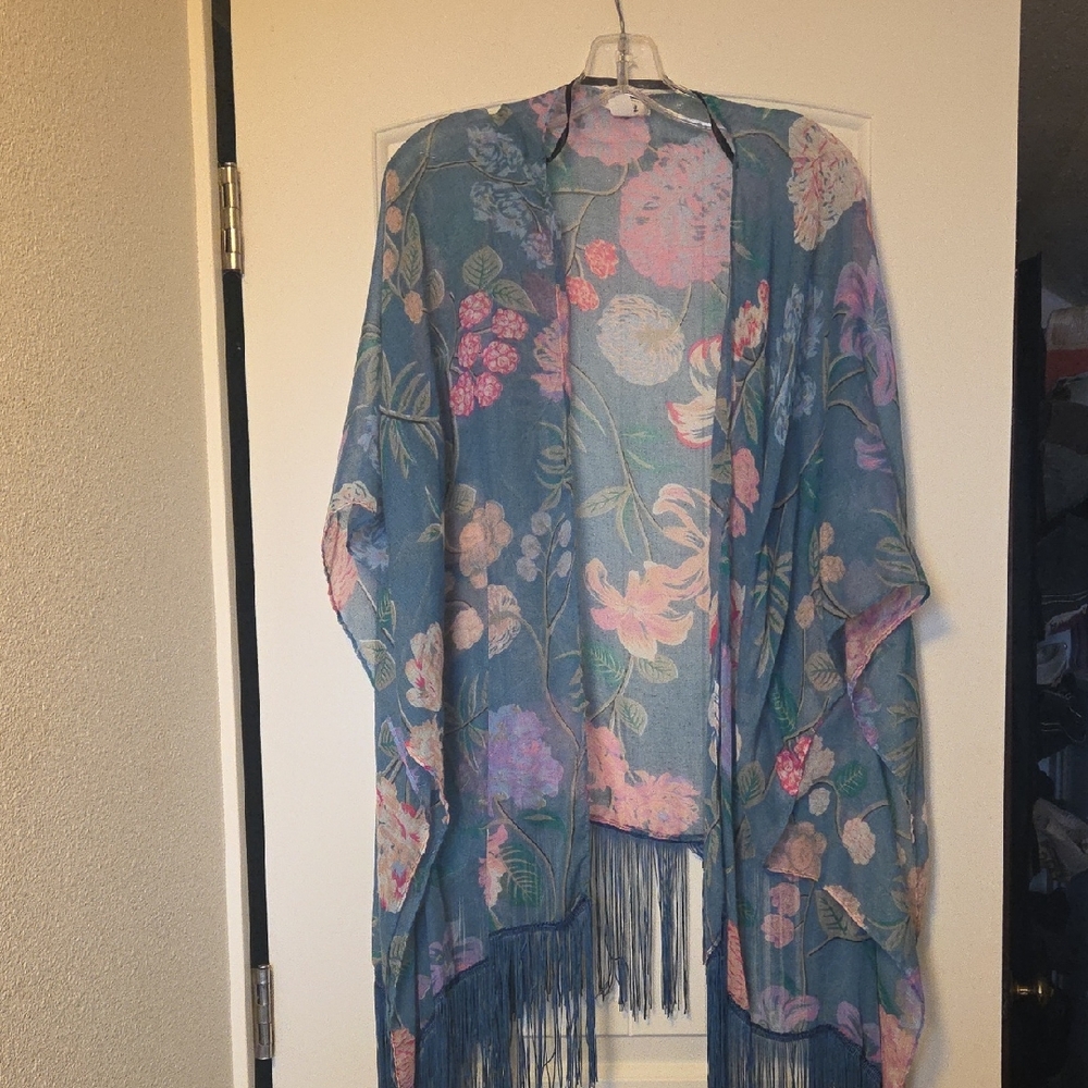 Mudd Teal Floral Fringe Wrap